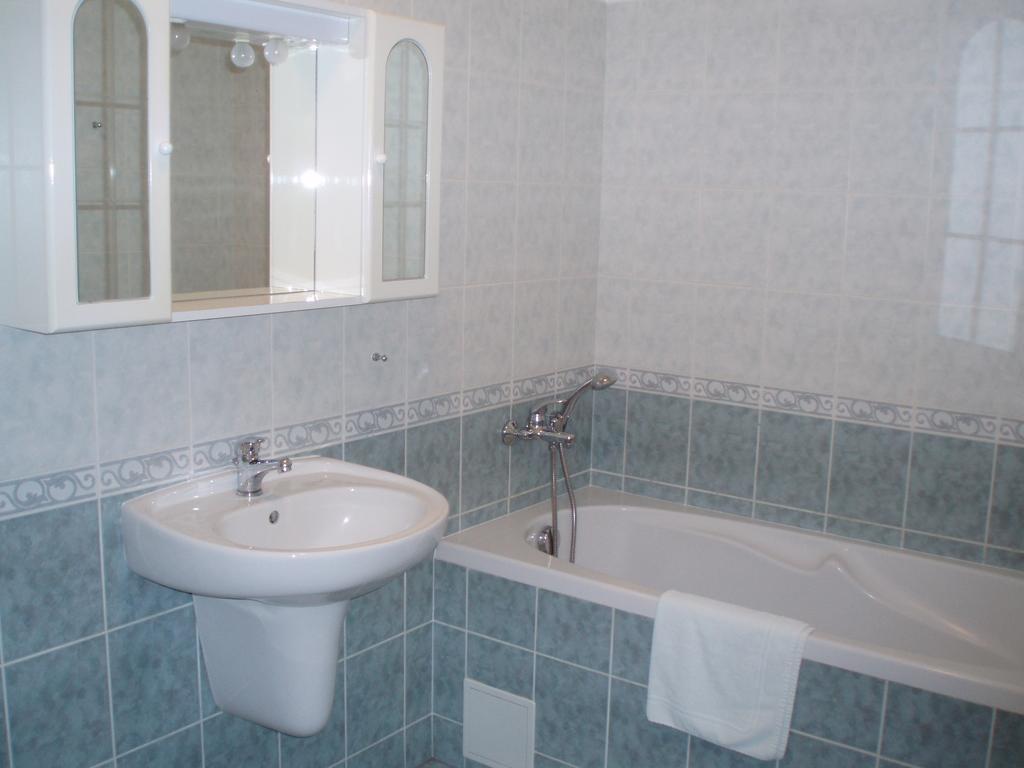 Apartmany Kamenky Teplice Oda fotoğraf